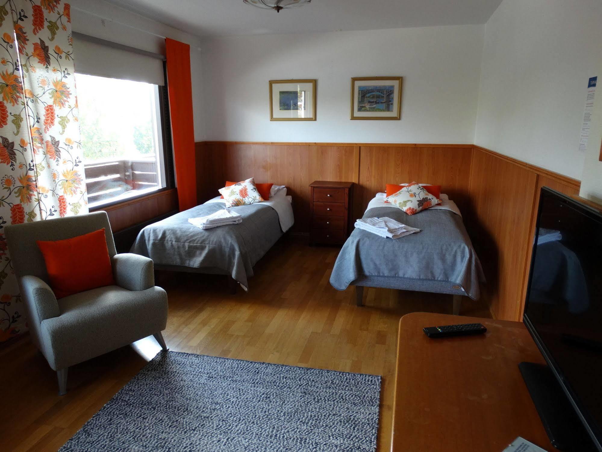 Botnia Hotel & Restaurant Kruunupyy Экстерьер фото